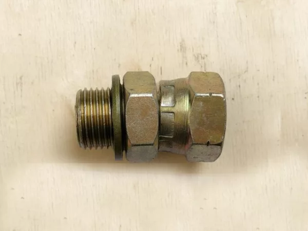 15-4 - hydraulic Adapter BX72-Series