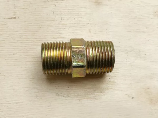 04-4 - hydraulic Adapter BX72-Series